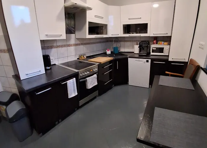 Na Skraju Jutra Apartment *